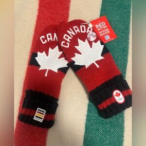 BNWT Hudson's Bay Canada Olympic Red Mittens L/XL